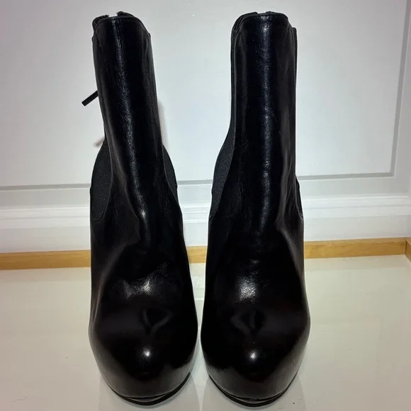 Miu Miu Black Leather Platform Ankle Boots with Glitter Block Heel - Picture 3 of 15